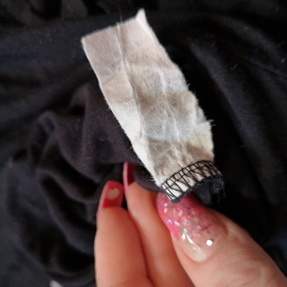 🔴 2/$20 Wine Shirt🍷 - Picture 7 of 8